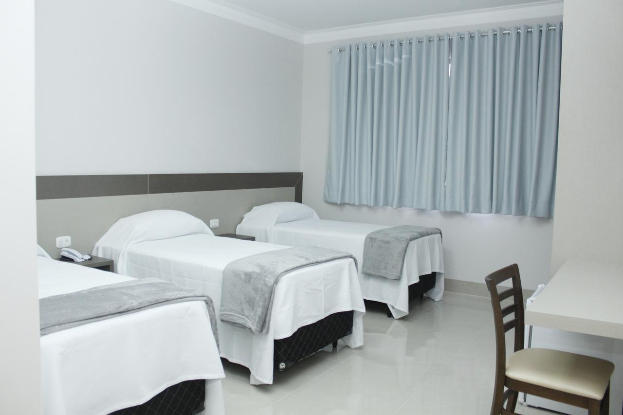 Hotel Cadori Paiçandu エクステリア 写真